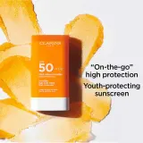 Clarins Sun Stick SPF50 - Солнцезащитный стик SPF 50, 17 г — фото 2