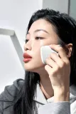 Mizon Inout Smooth Mineral Sun Stick - Минеральный защитный крем для лица и чувствительных участков в стике SPF 50+, 26 г — фото 8