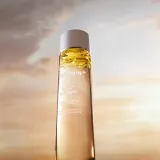 Darphin Éclat Sublime Dual Replenishment Treatment - в контексте того, что это тоник для лица: сыворотка для лица для осветления и смягчения кожи, 150 мл — фото 6