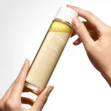 Darphin Éclat Sublime Dual Replenishment Treatment - в контексте того, что это тоник для лица: сыворотка для лица для осветления и смягчения кожи, 150 мл — фото 7