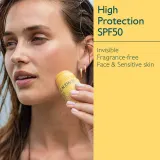 Caudalie Vinosun - Солнцезащитный уход для лица и чувствительных участков SPF 50, 15 г — фото 2