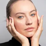 Antipodes Kiwi Seed Gold Luminous Eye Cream - Светящийся крем для глаз с золотом, 30 мл — фото 3