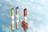 Laka Soul Vegan Lip Balm - Увлажняющий и придающий блеск бальзам для губ, 3.9 г, оттенок Berry — фото 3