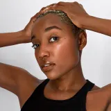 Smashbox LIT STX Blushlighter - Румяна с подсветкой в стике, 5 г, оттенок Brnz.GIF — фото 5