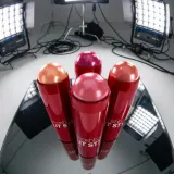 Smashbox LIT STX Blushlighter - Румяна с подсветкой в стике, 5 г, оттенок Pixel Plum — фото 5
