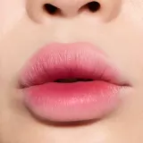 MAC Cosmetics Powder Kiss Lip + Cheek Mousse - Универсальный косметический продукт для макияжа губ и щек, 5 мл, оттенок Date Night — фото 4
