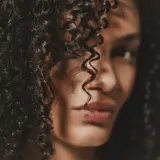 Hair Rituel by Sisley Curl Care Cream - Уходовый крем для вьющихся и волновых волос, 150 мл — фото 4