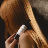 Hair Rituel by Sisley Protective Shield Mist - Защитный спрей для волос от середины длины, 100 мл — фото 3