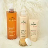 Nuxe Rêve de Miel Face and Body Ultra-Rich Cleansing Gel - гель для душа для сухой и чувствительной кожи, 400 мл — фото 2
