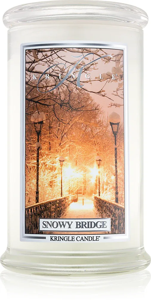 Свеча ароматическая Kringle Candle Snowy Bridge с древесным и цитрусовым ароматом, хлопковый фитиль, 624 г