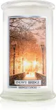 Свеча ароматическая Kringle Candle Snowy Bridge с древесным и цитрусовым ароматом, хлопковый фитиль, 624 г — фото 1