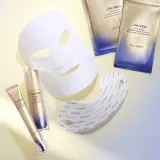 Shiseido Vital Perfection Liftdefine Radiance Face Mask - Роскошная укрепляющая маска для лица, 6 шт — фото 8
