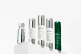 VT Cosmetics Pro Cica Reedle Shot 100 - в контексте того, что это сыворотка для лица: успокаивающая сыворотка для лица для увлажнения и уплотнения кожи, 50 мл — фото 4