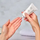 ARTDECO Skin Yoga - успокаивающий крем для чувствительной кожи, 50 мл — фото 3