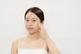 VT Cosmetics Cica Collagen Essence - Сыворотка для лица с укрепляющим эффектом, 30 мл — фото 7