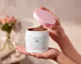 Christophe Robin Cleansing Volumizing Paste with Rose Extract - Шампунь с эксфолирующим эффектом для увеличения объема волос, 250 мл — фото 4