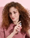 KIKO Milano Spiral Shine Hair Biphasic Definer Spray - Спрей-бальзам без смывки для кудрявых волос, 45 мл — фото 4