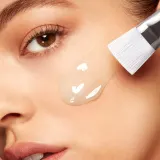 KIKO Milano Moisturizing Jelly Mask - Успокаивающая гелевая маска с алоэ, 50 мл — фото 4