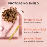 Флюид тональный Apivita Bee Sun Safe Daily Age Repair Tinted Fluid SPF50 солнцезащитный, лёгкое покрытие, 50 мл — фото 4