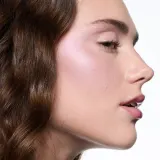 Румяна для щёк MAC Cosmetics Skinfinish Colourstruck с эффектом естественного румянца, стойкие, 4,5 г, оттенок Lalalavender — фото 3