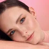 Палетка теней для век essence Disney The Little Mermaid матовые и мерцающие оттенки, с зеркальцем, 8,8 г, оттенок 8.8 г — фото 5