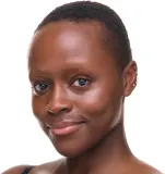 Тональное средство Notino Foundation Glow foundation with SPF 50 Plant Extracts, среднее покрытие, 30 мл, оттенок 03 Deep Warm — фото 4