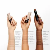Lancôme Teint Idole Ultra Wear Shape Stick Foundation - Тональное средство в стике Lancome Teint Idole Ultra Wear Shape Stick Foundation кремовое, со скошенным аппликатором, 9 г, 9 г, оттенок 110 Ivoire (C) — фото 4