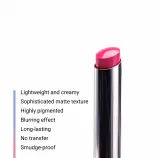 Помада-стик матовая Notino Lifeproof Soft Matte Lip Stylo, с гиалуроновой кислотой, красная, 2 г, оттенок 250 Doll — фото 2