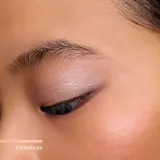Тени для век Notino Powder Eyeshadow Shimmer, с шиммером, серебристые, 1,5 г, оттенок Cantaloupe — фото 4