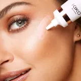 База под макияж KIKO Milano Radiance Boost с эффектом сияния, длительного действия, 30 мл — фото 3