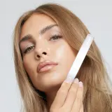 Тени для век GOSH COPENHAGEN Eyeconic Shadows матовые, с металлическим эффектом, 1,5 мл, оттенок 001 Basic B — фото 4