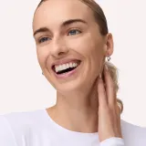 Тональное средство Catrice Invisible Cover Cushion Foundation кушон, с SPF, 10 г, оттенок 033W — фото 6