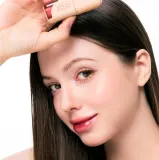 Тинт для губ House of Hur Glowy Ampoule Tint стойкий, увлажняющий, с аппликатором, 4,5 г, оттенок 03 Dawn Pink — фото 4
