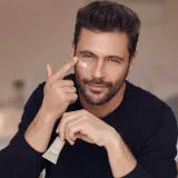 Гель для кожи вокруг глаз AHAVA Time To Energize Men мужской, увлажняющий, 15 мл — фото 4