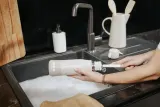 Бутылка-подогреватель Babymoov Moov Feed Mineral Beige портативная, из нержавеющей стали, 1 шт — фото 4