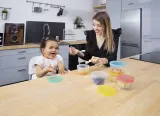 Контейнеры для детского питания Badabulle Maxi Fun Colors с крышками, для микроволновой печи, 5 шт. по 250 мл — фото 8