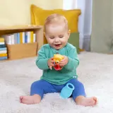 Прорезыватель для зубов Bright Starts Hunny Shake Winnie the Pooh с погремушкой, контрастных цветов, 2 шт — фото 5