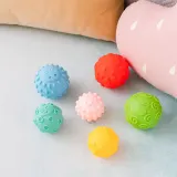 Мячики сенсорные Canpol babies Sensory balls мягкие, разных цветов и фактур, 6 шт — фото 2