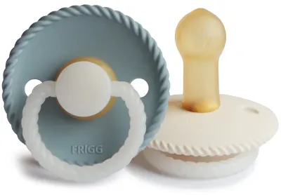 Соска-пустышка FRIGG Rope Night Size 2:6-18 months из каучука, со светящимся кольцом, 2 шт Stone Blue Night/Cream Night