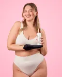 Рукавица для нанесения автозагара IDA WARG Beauty Luxurious Tanning Mitt чёрная, 1 шт — фото 2