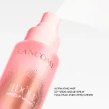 Lancôme Idôle Makeup Magnet - Спрей для фиксации макияжа Lancome Idole Makeup Magnet с гиалуронатом натрия и кофеином, 100 мл, 100 мл — фото 2
