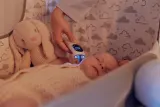 Термометр Lionelo Care Feverscan бесконтактный, с памятью измерений, 1 шт — фото 2