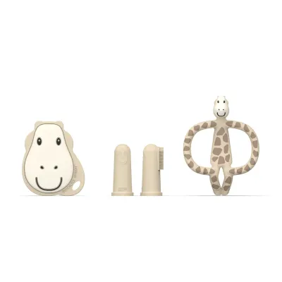 Набор для новорождённого Matchstick Monkey Starter Set Giraffe щётка, прорезыватель-жираф и напальчник, 1 шт