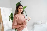 Молокоотсос электрический Momini BlissPump с массажной вкладкой, с бутылочкой и соской, 1 шт — фото 6