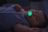 Пустышка Philips Avent Ultrasoft Night SCF094/02 ортодонтическая, светящаяся в темноте, 0-6 мес., 2 шт Neutral — фото 6