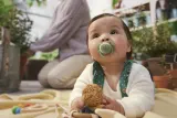 Пустышка Philips Avent Ultrasoft SCF091/46 6-18 m, 6–18 месяцев, 2 шт Neutral — фото 4