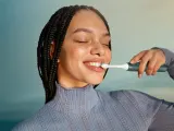 Звуковая электрическая зубная щётка Philips Sonicare 3100 HX4033/26 с таймером, с долгим временем работы, 1 шт Green — фото 6