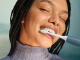 Звуковая электрическая зубная щётка Philips Sonicare 4100 HX4041/48 с датчиком давления, с долгим временем работы, 1 шт Blue — фото 4