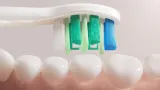 Сменные насадки для зубной щётки Philips Sonicare InterCare HX9004/87 белые, 4 шт White — фото 3
