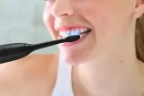 Сменные насадки для зубной щётки Philips Sonicare Sensitive HX6054/88, 4 шт — фото 3